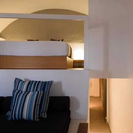 Muses Cycladic Aparthotel Oia